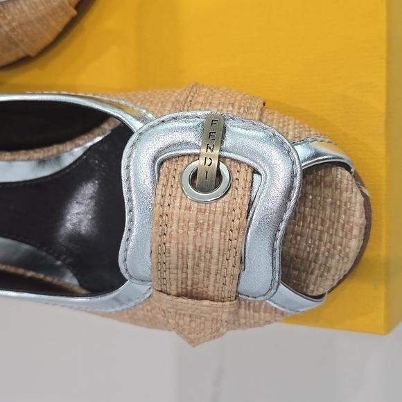 Fendi Size 38.5 Peep Toe Raffia Heel - Picture 2 of 10